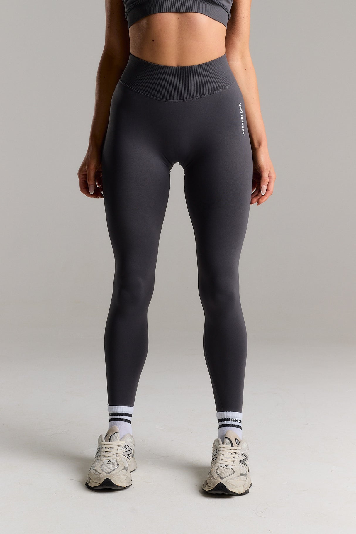 Sculpt Collection Seamless Leggings with White Logo Grey