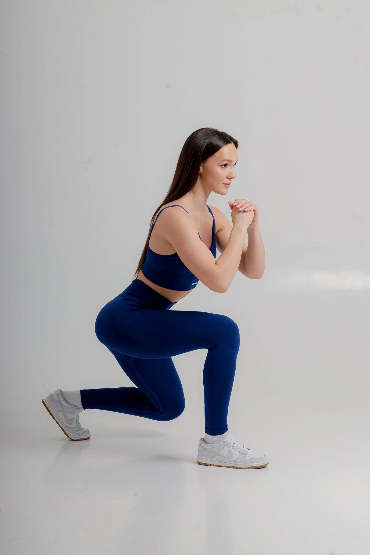 seamless sports bra blue