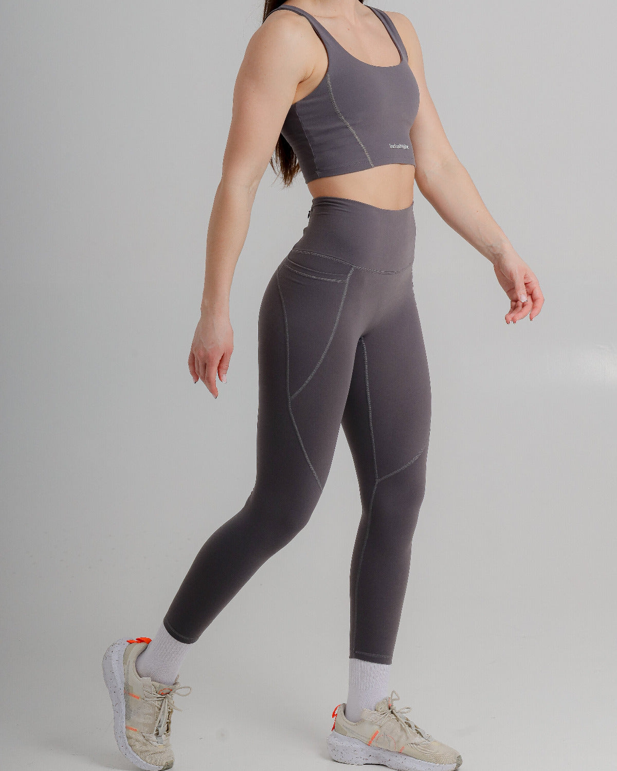 active grey leggings