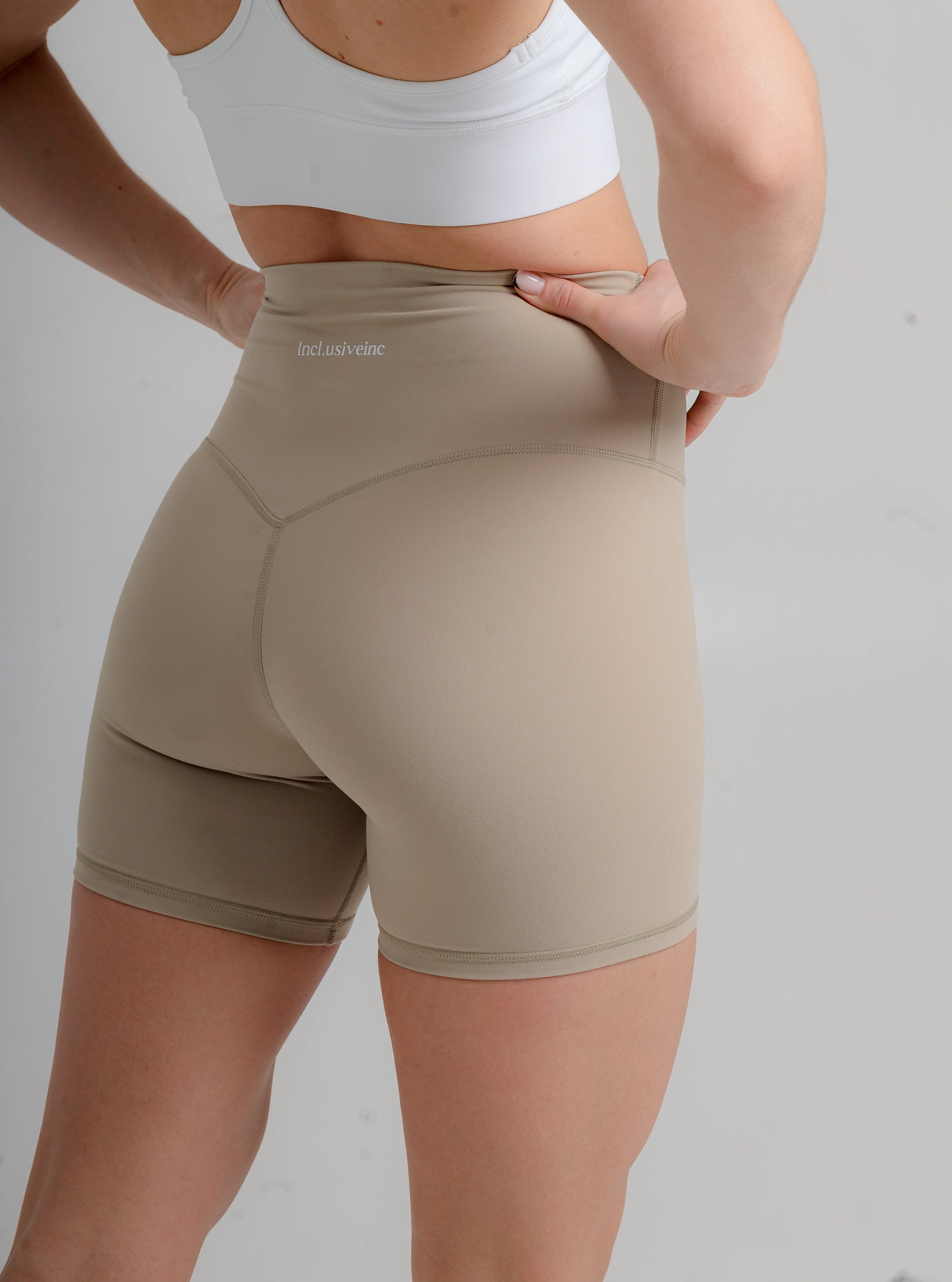 Active High-Rise Performance Shorts