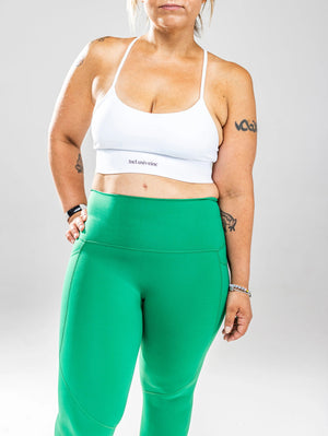 Active Green Leggings with Pockets and White Sports Bra Set Incl.usiveinc - Premium Activewear