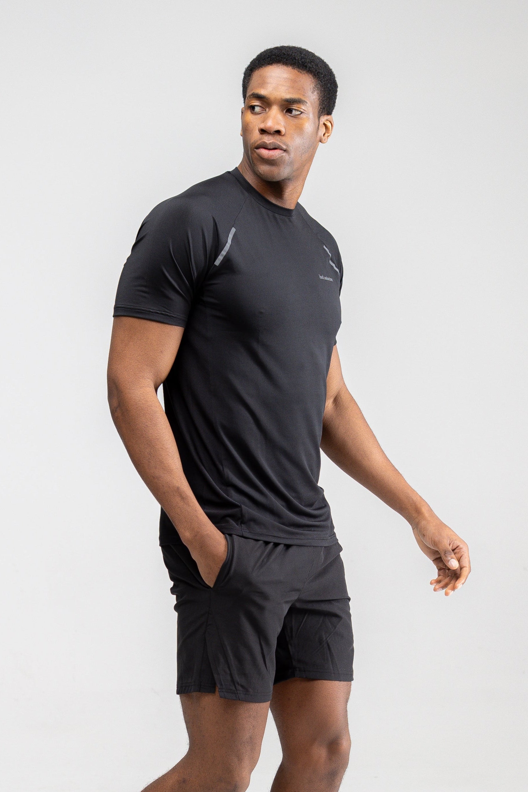 Incl.usiveinc Men’s Woven Training Shorts – Black