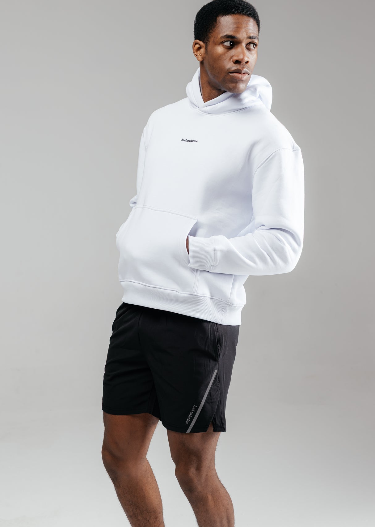 men’s woven training shorts black 