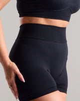 Sculpt Seamless Shorts with White Logo